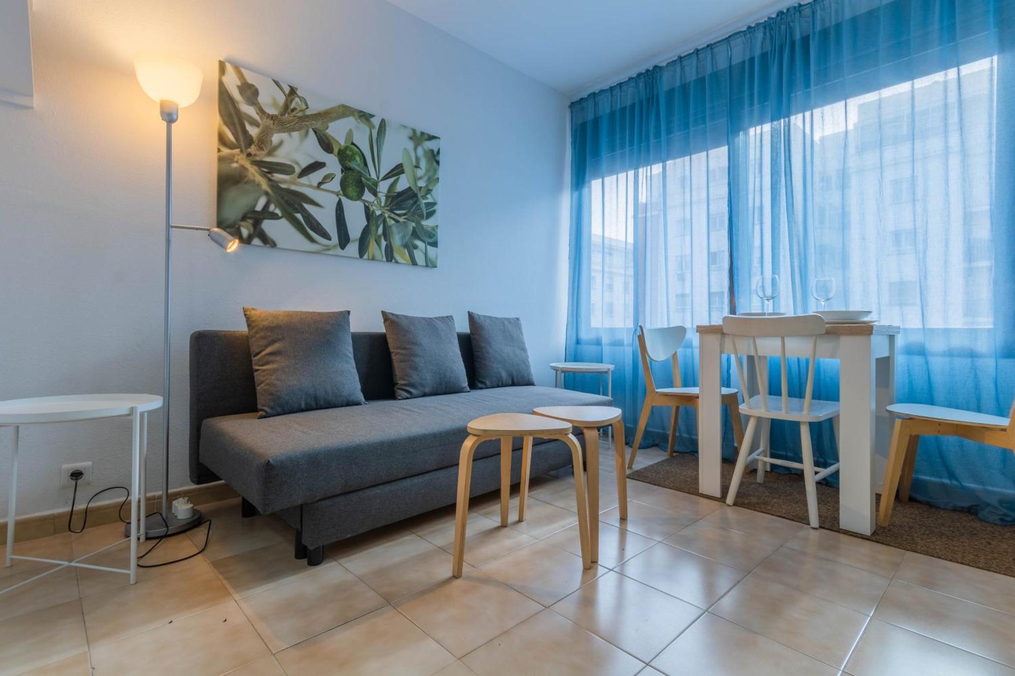 Nice And Cozy- 1Bd 1Bth- Triana เซบีญา ภายนอก รูปภาพ
