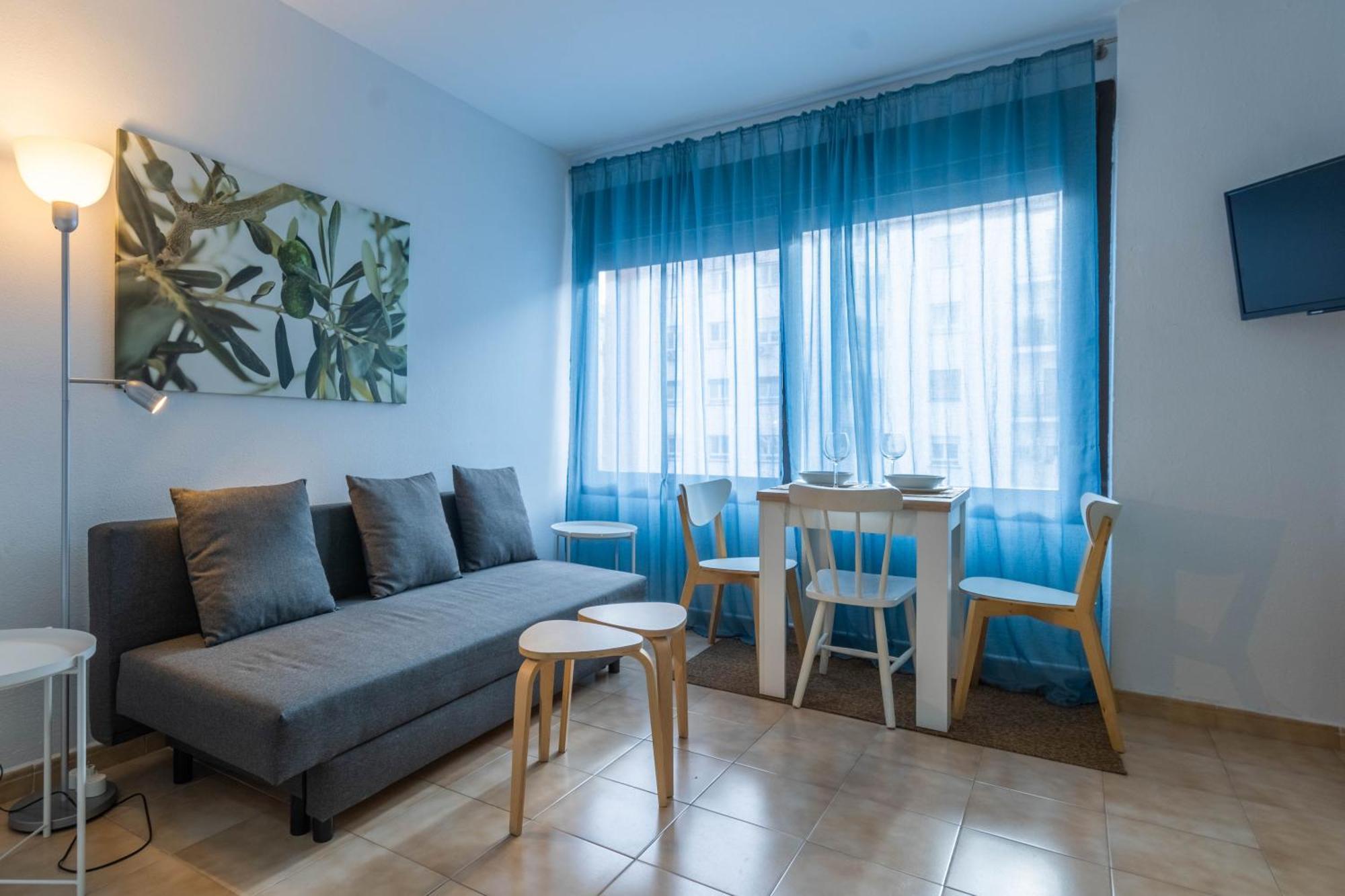 Nice And Cozy- 1Bd 1Bth- Triana เซบีญา ภายนอก รูปภาพ